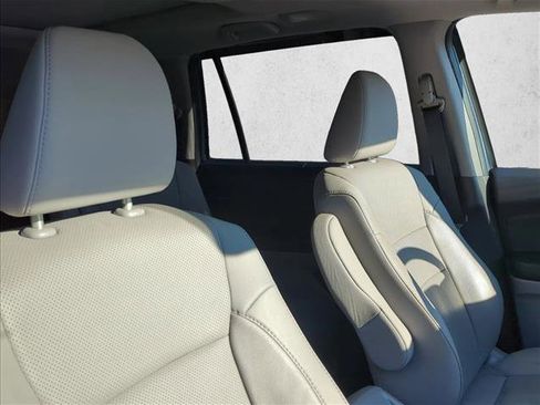 Used 2022 Honda Pilot Elite image 22