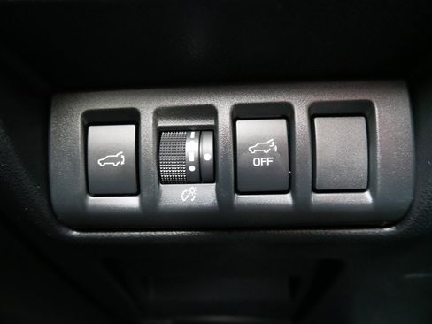 Used 2023 Subaru Outback Limited AWD/4WD image 26