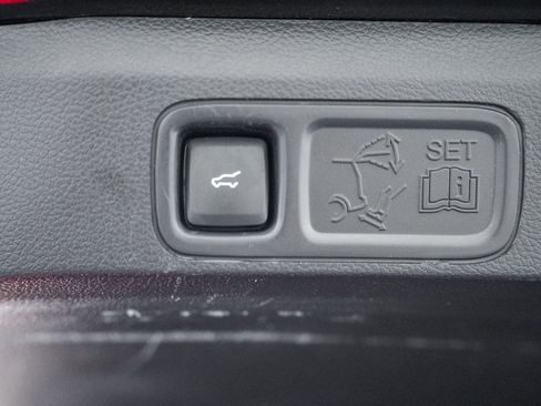 Used 2022 Ford Expedition Max Limited image 27