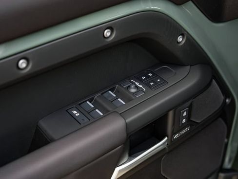 New 2026 Land Rover Defender 110 Trophy Edition AWD/4WD image 60