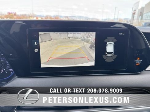 Used 2022 Hyundai Palisade SEL w/ Premium Package image 17