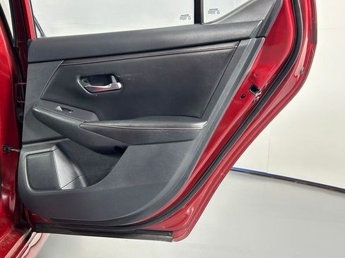 Used 2020 Nissan Sentra SR FWD image 11