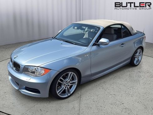 Used 2010 BMW 135i Convertible RWD image 10