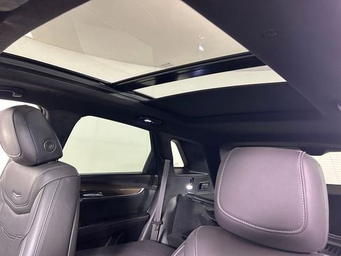 Used 2021 Cadillac XT5 Premium Luxury w/ Platinum Package AWD/4WD image 12