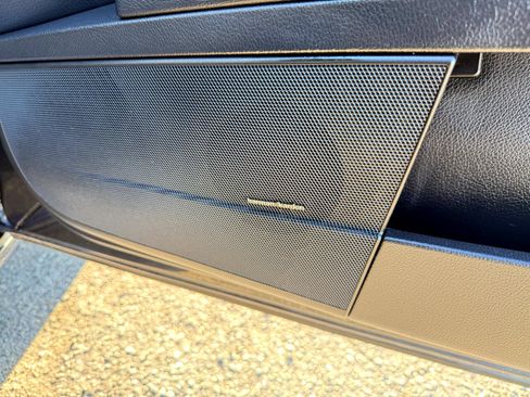 Used 2011 Mercedes-Benz S 550 4MATIC image 48