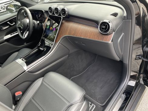 Certified 2025 Mercedes-Benz GLC 300 image 46