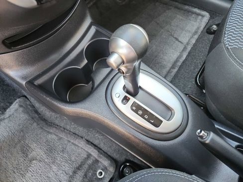 Used 2015 Nissan Versa Note SV image 23