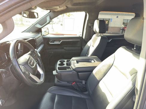 Used 2024 GMC Sierra 1500 SLT image 14