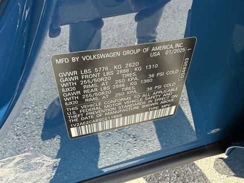 New 2025 Volkswagen Atlas Cross Sport SEL R-Line image 34