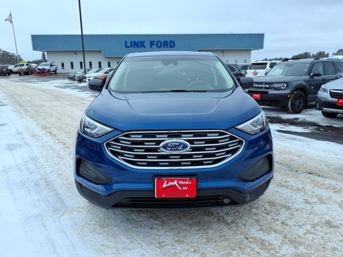 Used 2020 Ford Edge SE image 9