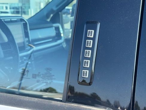 Used 2024 Ford F250 Lariat image 49