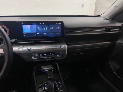 Used 2025 Hyundai Kona SEL FWD image 17