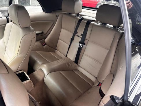 Used 2003 BMW 325Ci Convertible image 13