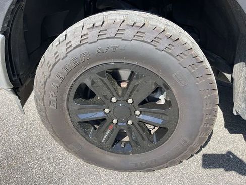 Used 2019 Ford F150 XLT AWD/4WD image 10