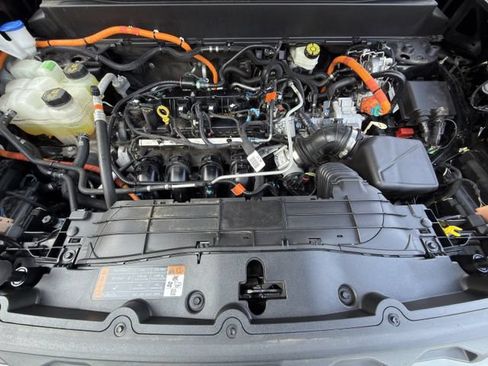 Used 2022 Ford Maverick XLT w/ XLT Luxury Package FWD image 32