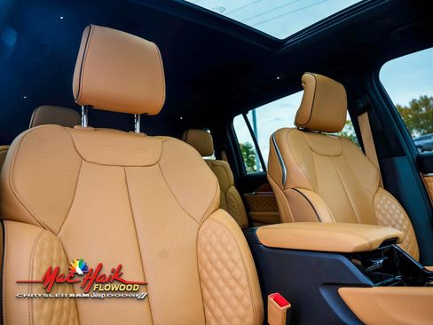 Used 2025 Jeep Grand Cherokee L Summit w/ Advanced Protech Group IV image 20