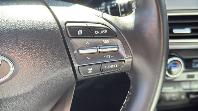 Used 2021 Hyundai Kona Ultimate w/ Cargo Package AWD/4WD image 14