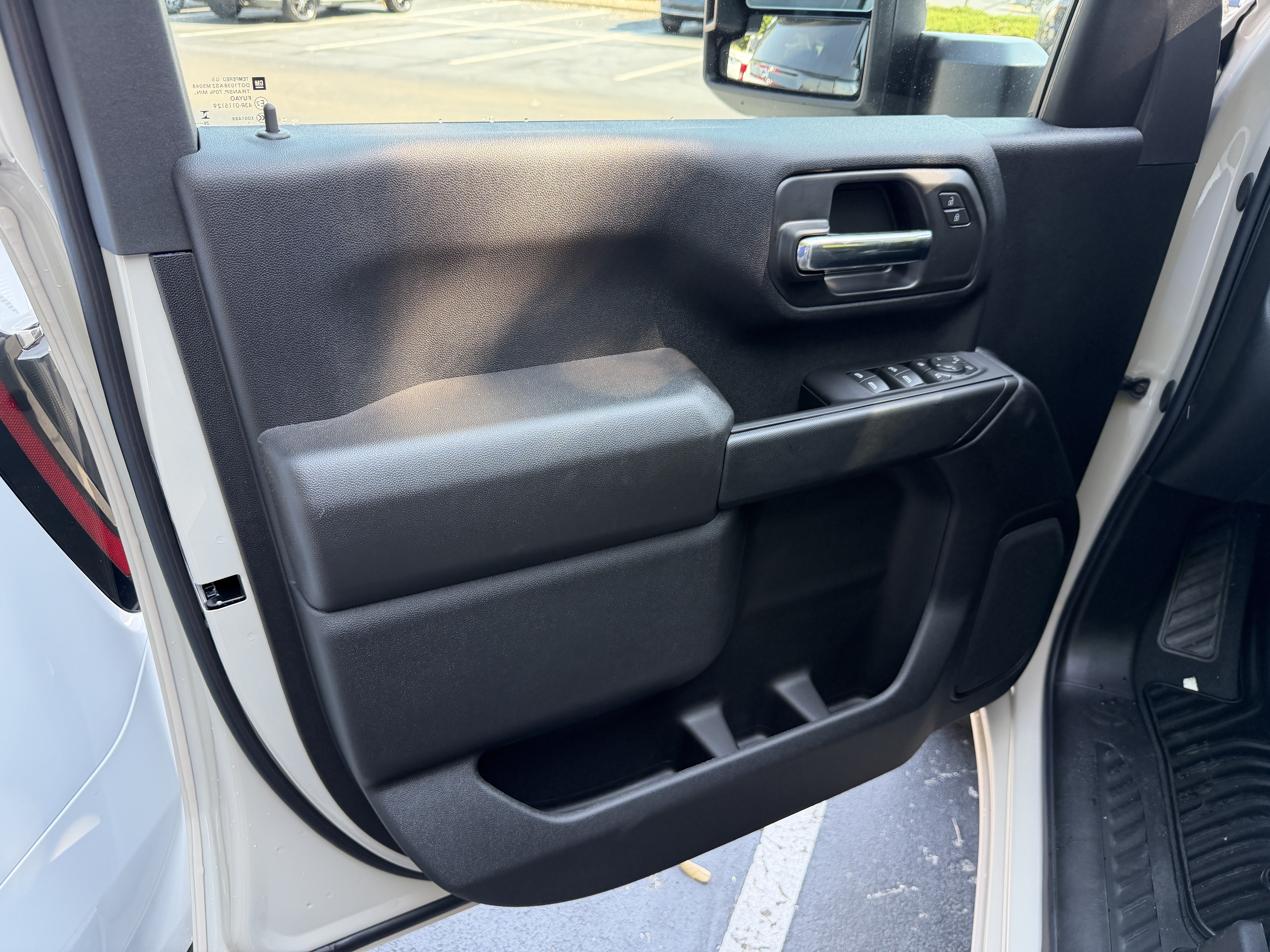 New 2026 Chevrolet Silverado 2500 Custom w/ Custom Value Package AWD/4WD image 10