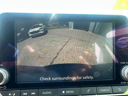 Used 2025 Nissan Altima 2.5 SV FWD image 16