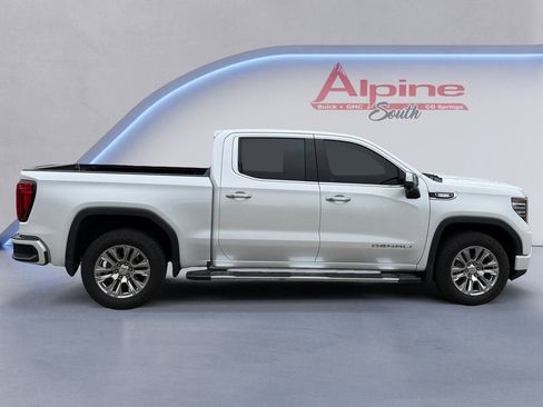 Used 2022 GMC Sierra 1500 Denali w/ Technology Package AWD/4WD image 6