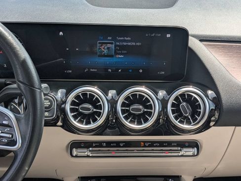Certified 2023 Mercedes-Benz GLA 250 4MATIC image 5