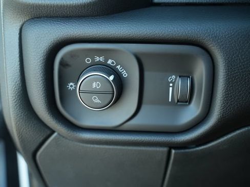 New 2026 RAM 2500 Big Horn AWD/4WD image 31