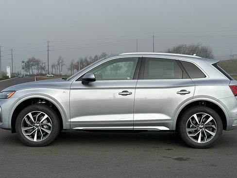 Used 2025 Audi Q5 2.0T Premium image 6