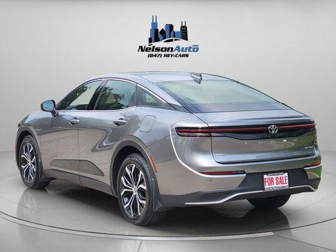 Used 2023 Toyota Crown AWD/4WD image 8
