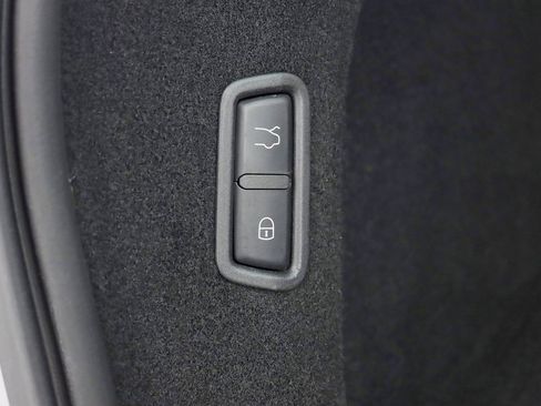 Used 2020 Maserati Levante GranSport image 39