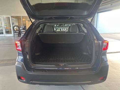 Used 2025 Subaru Outback Premium w/ Popular Package #1 image 8