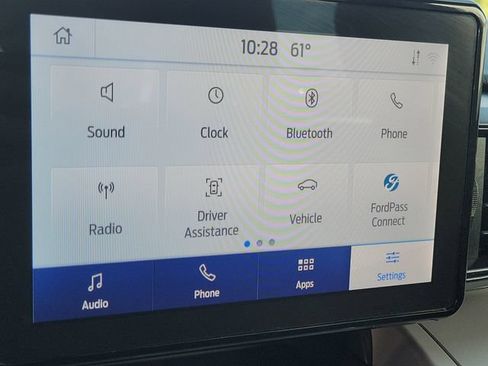 Used 2023 Ford Explorer XLT AWD/4WD image 13