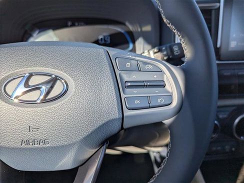 New 2026 Hyundai Venue SEL image 14