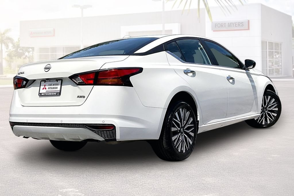 Used 2025 Nissan Altima 2.5 SV AWD/4WD image 33