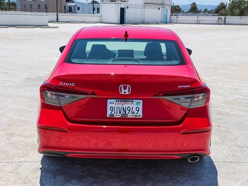 Certified 2024 Honda Civic Sport image 5