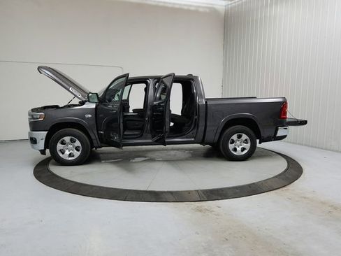 New 2026 RAM 1500 Big Horn AWD/4WD image 12