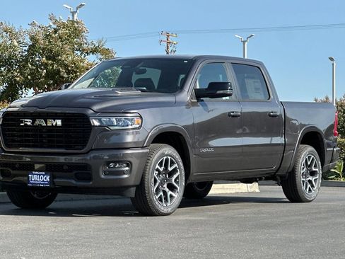 New 2026 RAM 1500 Laramie AWD/4WD image 7