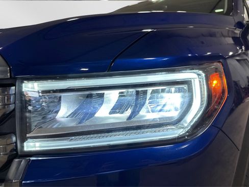 Used 2023 GMC Acadia AT4 w/ Technology Package image 13