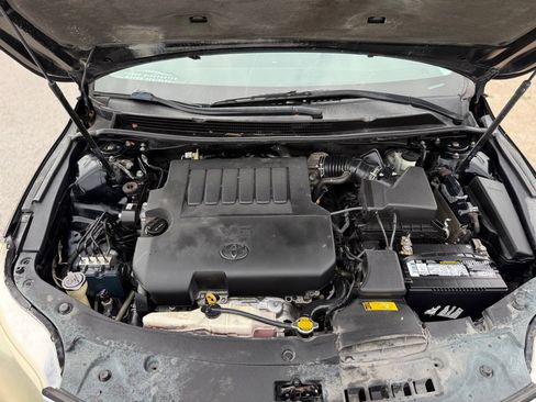 Used 2013 Toyota Avalon XLE FWD image 16