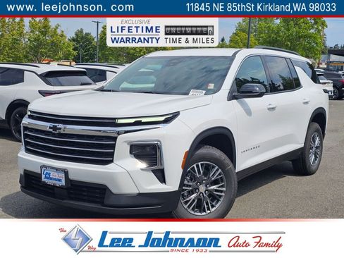 New 2026 Chevrolet Traverse LT image 1