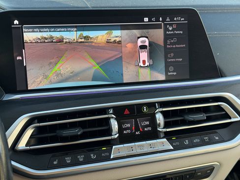 Used 2020 BMW X7 xDrive40i w/ Premium Package image 22