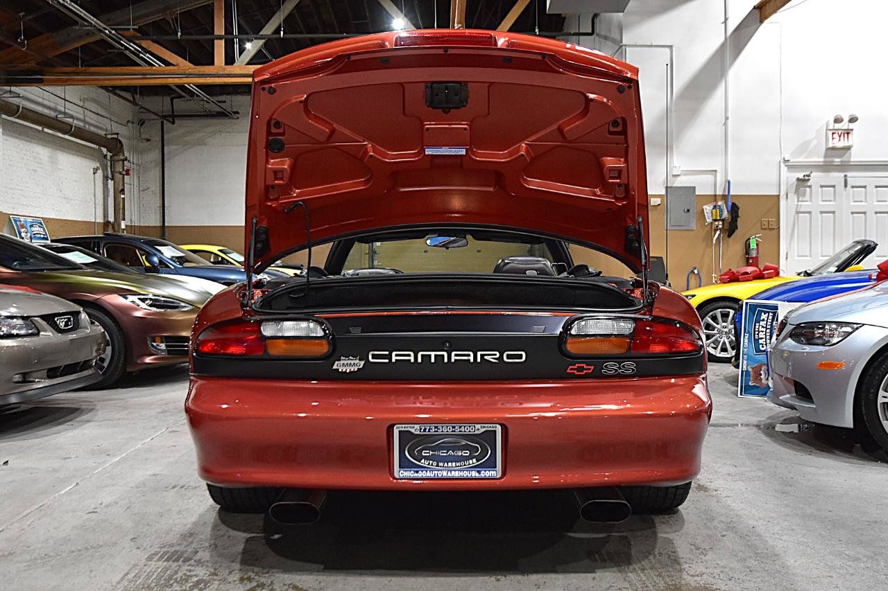 Used 2002 Chevrolet Camaro Z28 w/ SS Performance/Appearance Pkg RWD image 38