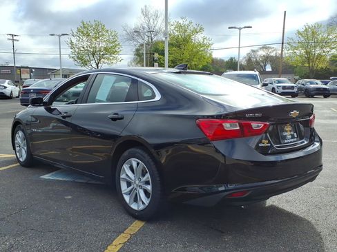 Used 2025 Chevrolet Malibu LT FWD image 9