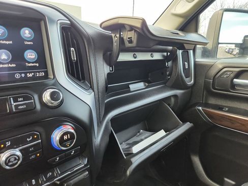 Used 2022 GMC Sierra 2500 SLT AWD/4WD image 13