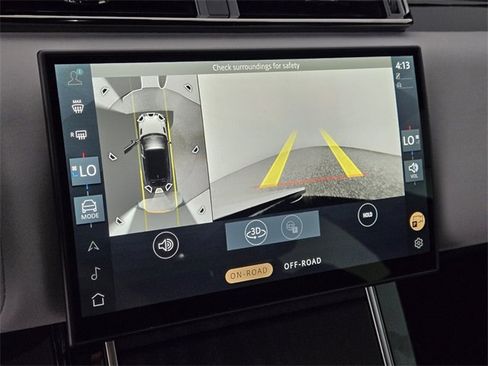 New 2026 Land Rover Range Rover Velar Dynamic SE image 25