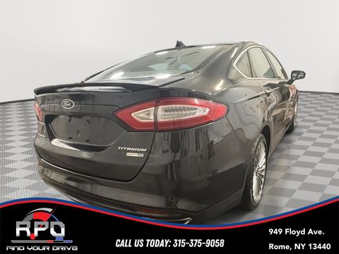 Used 2014 Ford Fusion Titanium image 5