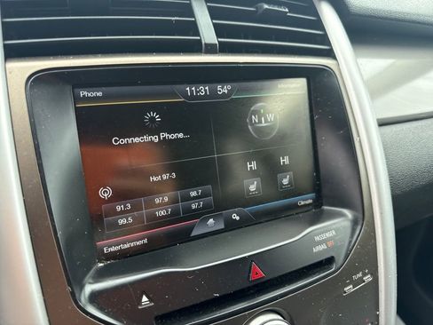 Used 2014 Ford Edge SEL w/ Equipment Group 205A AWD/4WD image 38