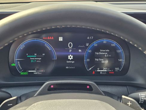 Used 2025 Toyota Crown Signia w/ Advanced Technology Package AWD/4WD image 17