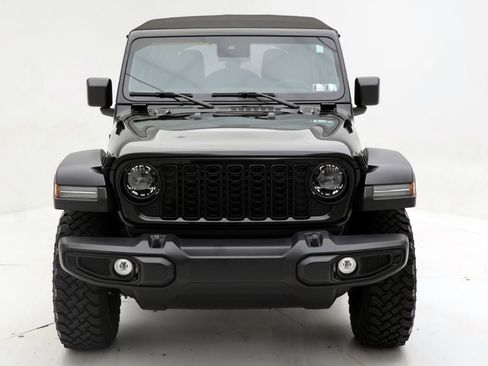 Used 2024 Jeep Wrangler Willys image 5
