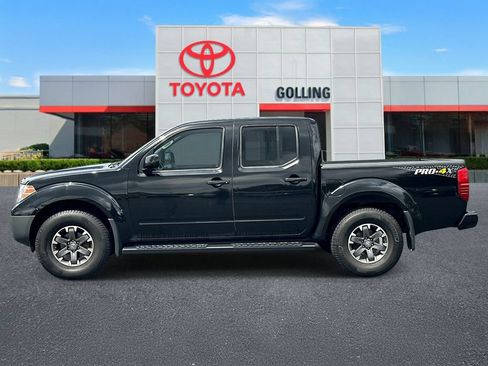 Used 2017 Nissan Frontier PRO-4X AWD/4WD image 2