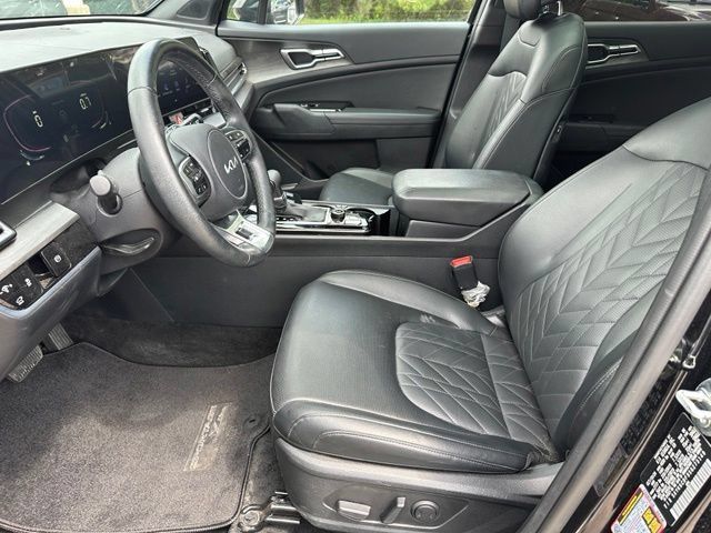 Used 2025 Kia Sportage X-Line w/ Premium Package AWD/4WD image 16